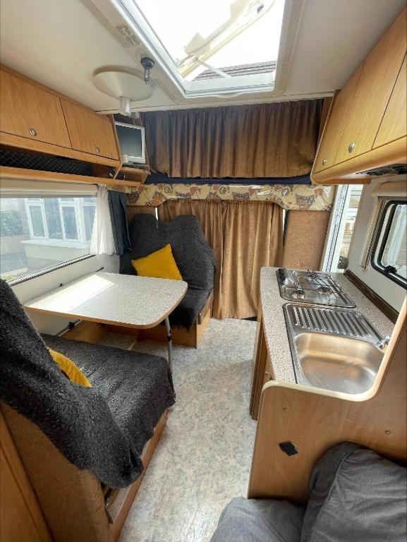 Hotel The Cosy Camper At Rockfield Park Galway Exterior foto